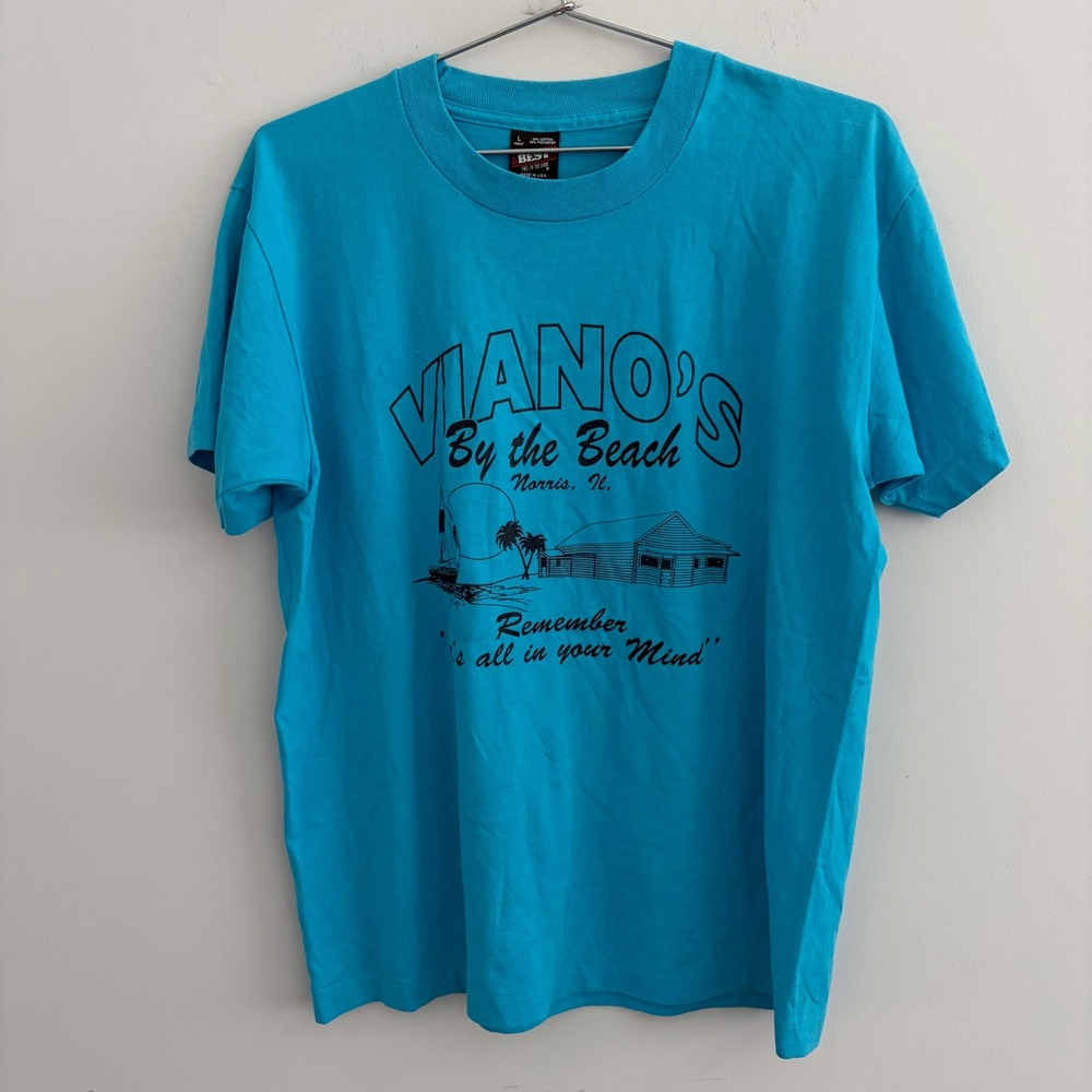 Vintage Best Fruit of the Loom Vianos By the Beach T Shirt Blue Mens L USA